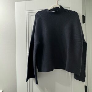 NWOT Modern Citizen Long Sleeve Sweater Size XL